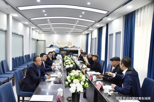甘肅省經(jīng)貿(mào)協(xié)會(huì)與蘭州市有關(guān)部門(mén)赴蘭州友誼酒店管理公司開(kāi)展專(zhuān)題調(diào)研交流